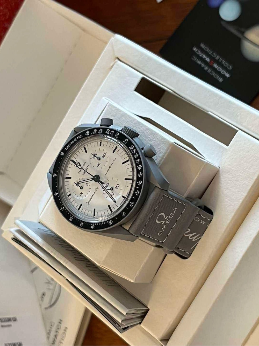 Swatch x Omega Bioceramic MoonSwatch 1965 Grey White SO33M106.